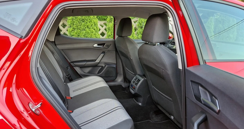 Seat Leon cena 99900 przebieg: 29000, rok produkcji 2022 z Przemyśl małe 254
